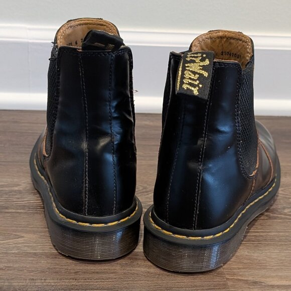 Dr. Martens 2967 Vintage Made in England Chelsea Boots, Black — Quilon - Picture 2 of 3